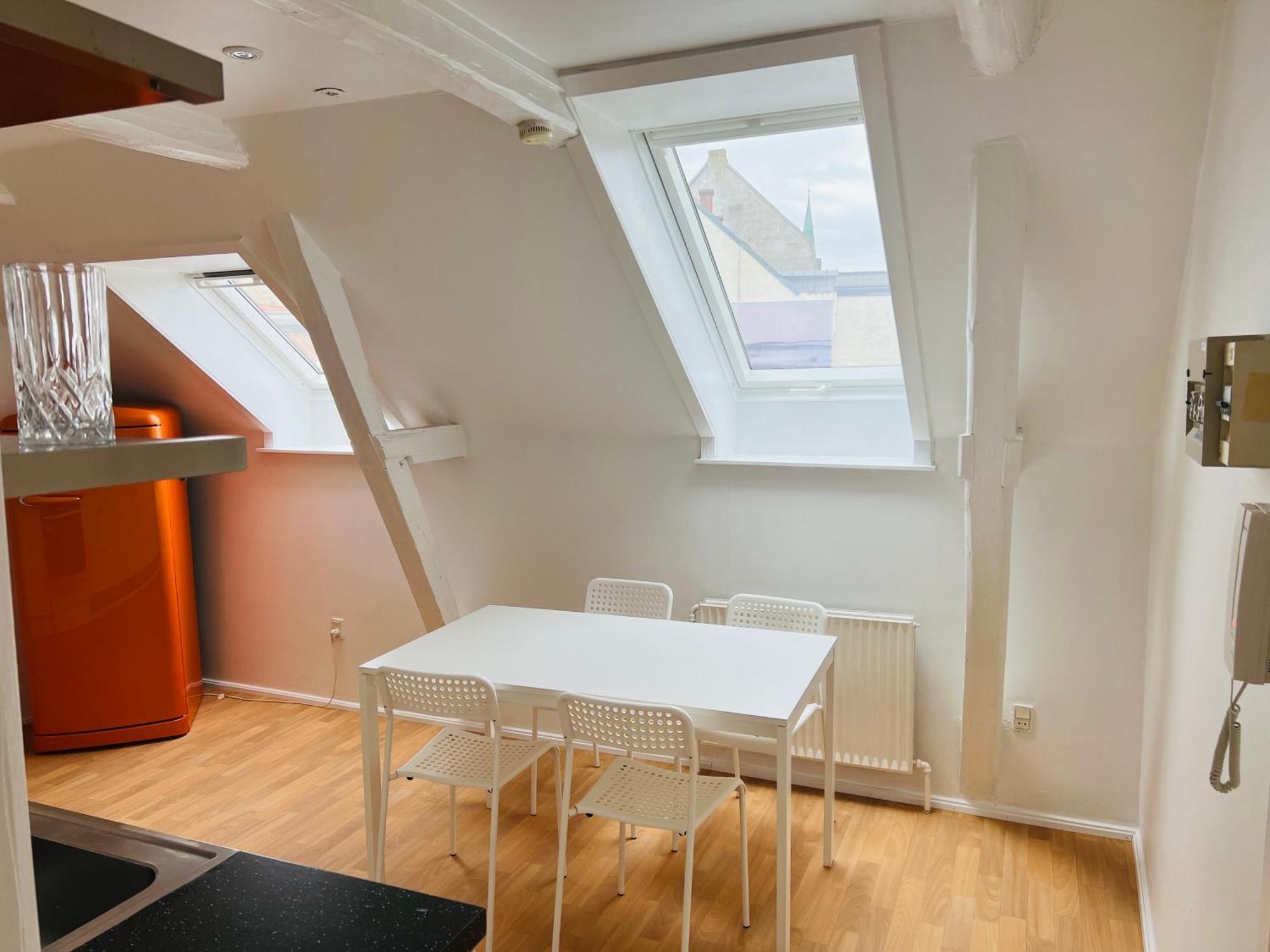 Apartment Lovely 1 C